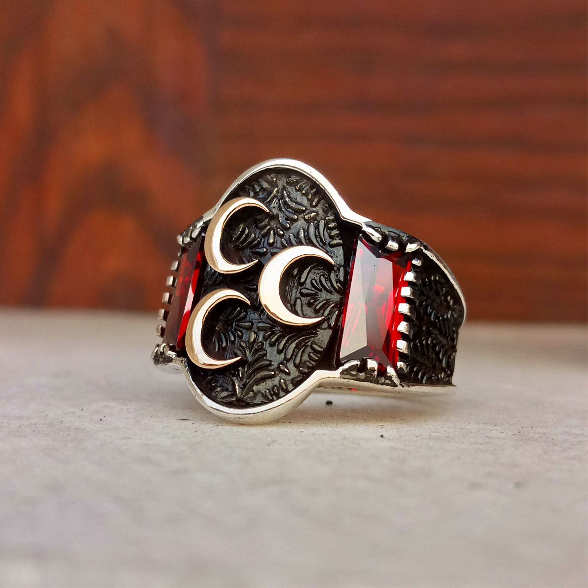 925 Ayar Gümüş Kırmızı Taşlı Üç Hilal Erkek Yüzük 4 925 Ayar Gümüş Kırmızı Taşlı Üç Hilal Erkek Yüzük - Görsel 4