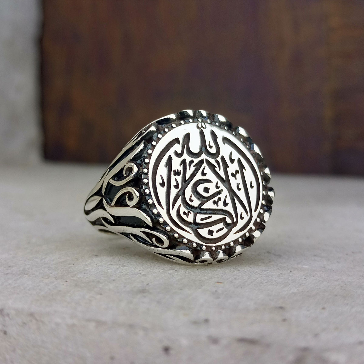 Lale Motif La Galibe İllallah İşlemeli Gümüş Erkek Yüzük 6 Lale Motif La Galibe İllallah İşlemeli Gümüş Erkek Yüzük - Görsel 6