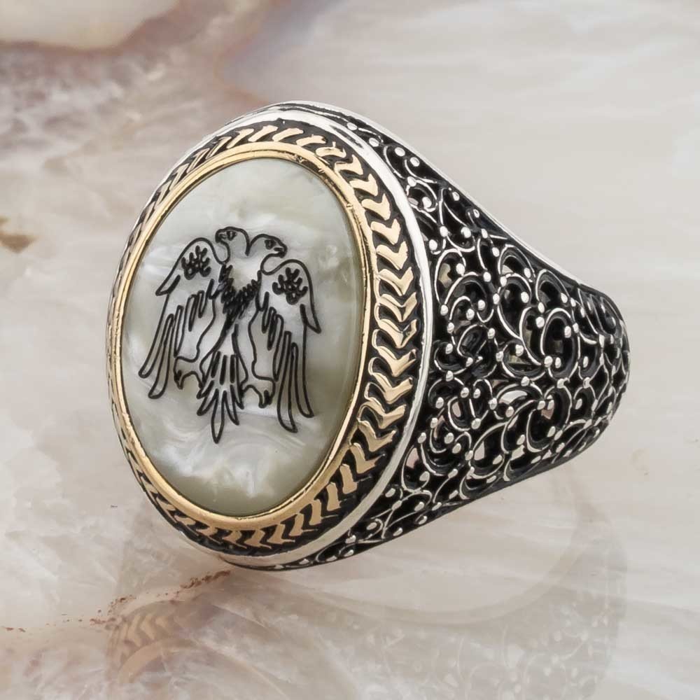 Sedef Taşlı Selçuklu Kartalı İşlemeli Gümüş Erkek Yüzük Hediyelik 2 Sedef Taşlı Selçuklu Kartalı İşlemeli Gümüş Erkek Yüzük Hediyelik - Görsel 2